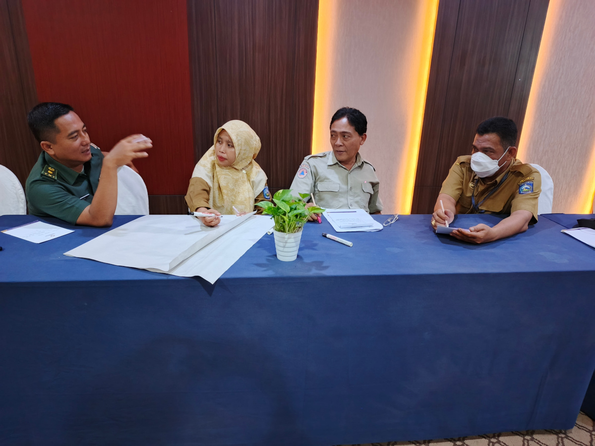Evaluasi kegiatan Sub Kluster PP KBG PP sebagai bentuk upaya kesiapsiagaan layanan Pencegahan dan Penanganan KBG dalam penanggulangan bencana evaluasi kegiatan sub kluster pp kbg pp sebagai bentuk upaya kesiapsiagaan layanan pencegahan dan penanganan kbg dalam penanggulangan bencana 6 Kerti Praja Foundation