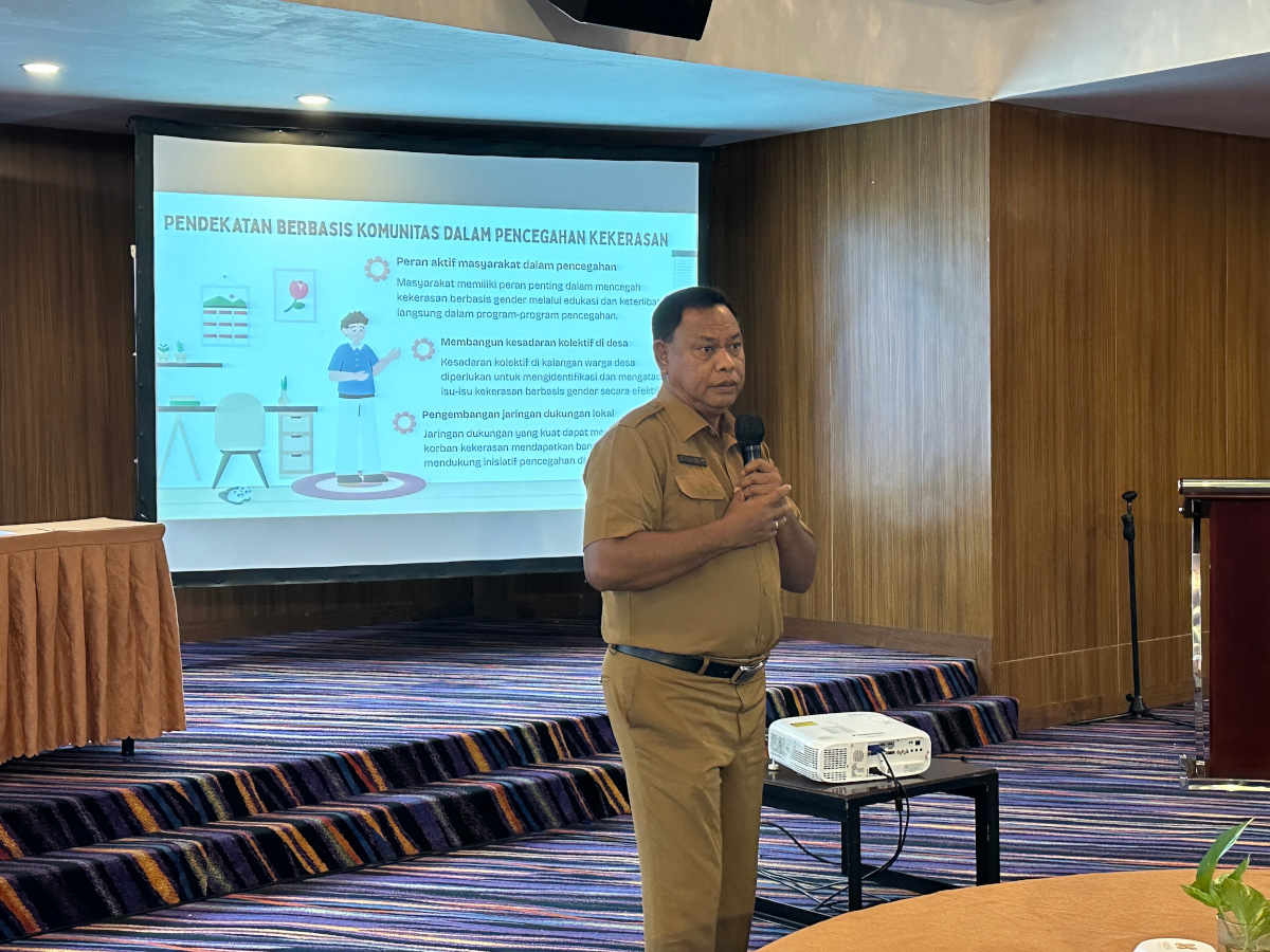 Penguatan Kapasitas Aparatur Desa dalam Pengembangan Strategi Implementasi Rekomendasi Rencana Aksi Pencegahan Kekerasan Berbasis Gender dan Ketahanan Perempuan akibat Dampak Perubahan Iklim melalui Musrenbangdes di Nusa Tenggara Timur penguatan kapasitas aparatur desa dalam pengembangan strategi implementasi rekomendasi rencana aksi pencegahan kekerasan berbasis gender di nusa tenggara timur hari 1 5 Kerti Praja Foundation